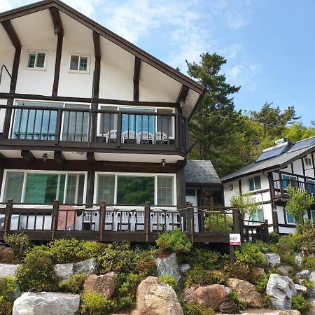 Tongyeong Yehyang Pension Dış mekan fotoğraf